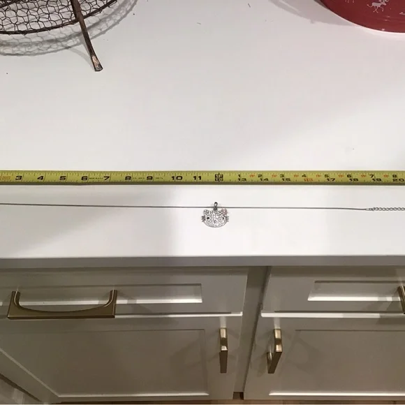 🔴HELLO KITTY CRYSTAL SILVER NECKLACE🔴🔴 - Picture 3 of 9